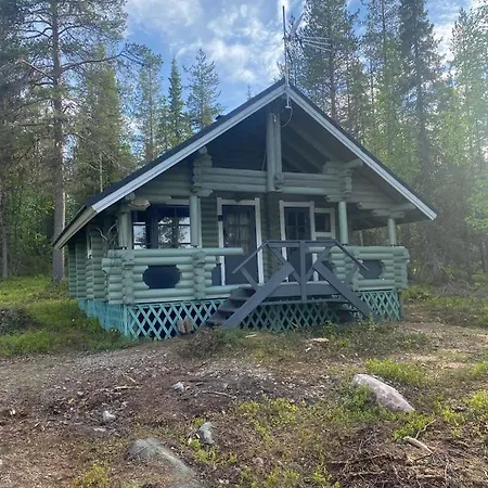 Riverside Near Yllaes, Lapland Chalet Kittilä